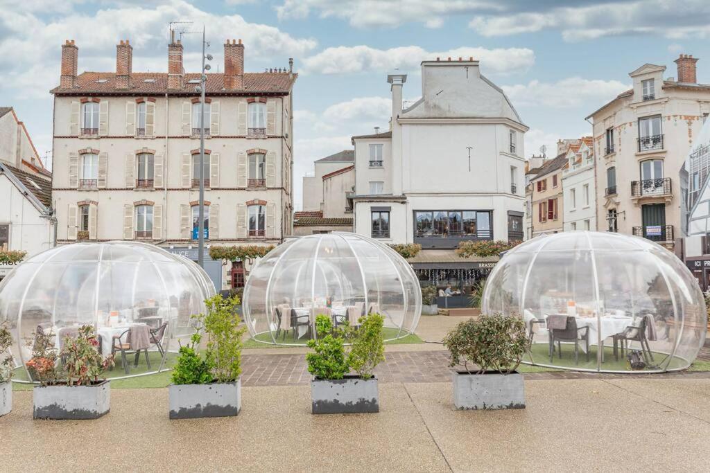 Sur Les Bords De Marne - Disneyland Paris Lagny Esterno foto